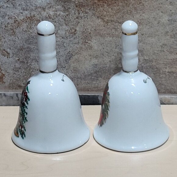 Vintage Pair Christmas Bells Christmas Tree & Christmas Wreath Gold Band - Picture 6 of 9